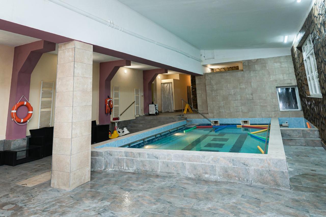 Aida Hotel Spa & Tratament Geoagiu Băi エクステリア 写真