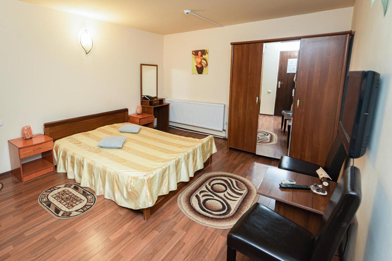 Aida Hotel Spa & Tratament Geoagiu Băi エクステリア 写真
