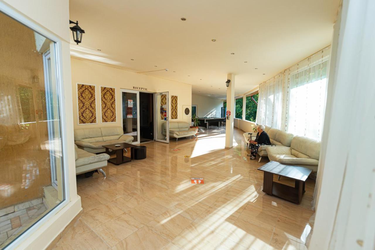 Aida Hotel Spa & Tratament Geoagiu Băi エクステリア 写真